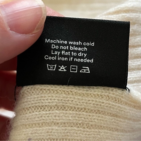 Summersalt Luxe Cashmere Blend Funnel Cream Cashmere-Blend Sweater size Medium - Picture 6 of 8